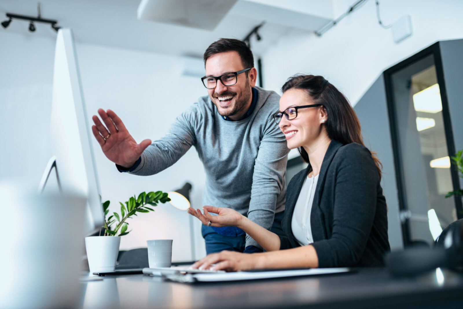 Business people working a in modern office.